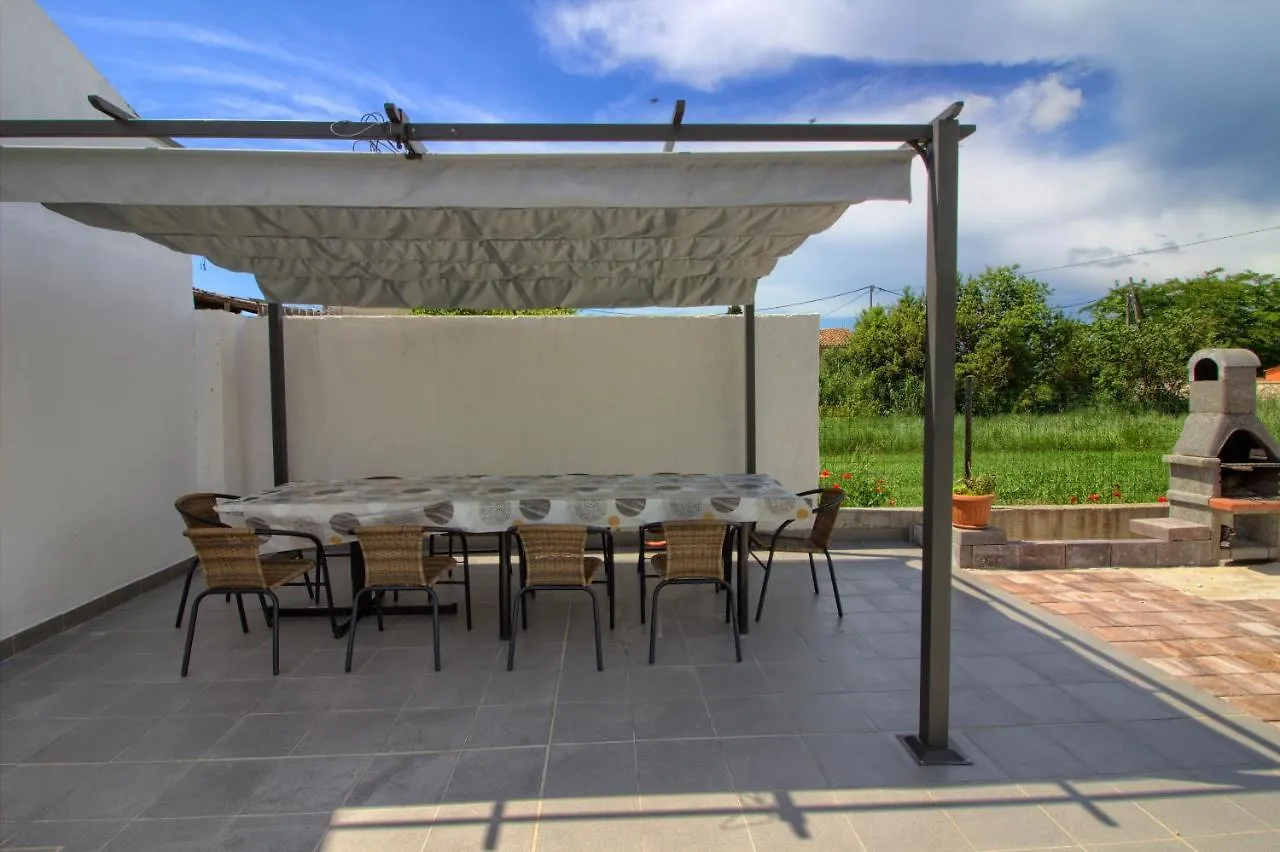Charming Villa Seve With Private Pool In Pula Chorvatsko